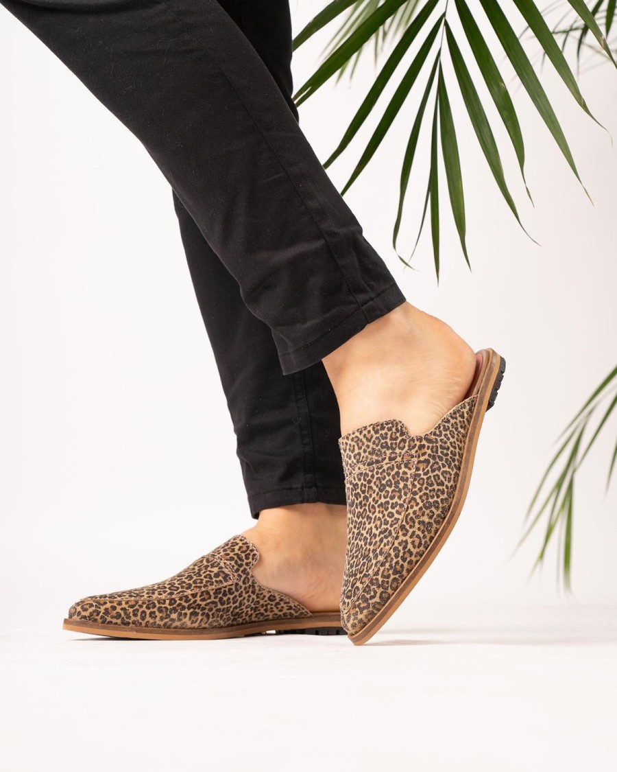 Welligogs Flat Shoes | De Beauvoir Cheetah Mules